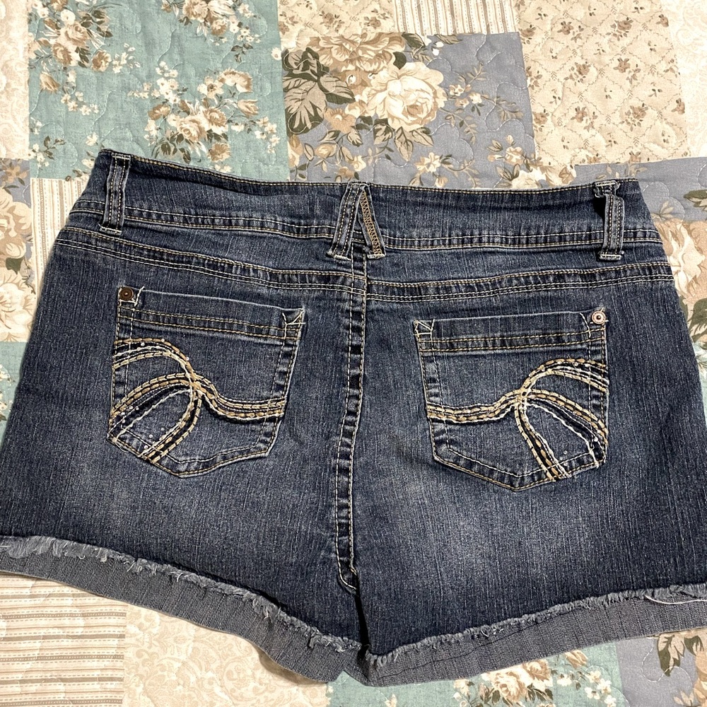 Wallflower jean shorts. Size 13. 3 in. inseam